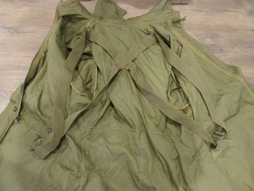  US WWII Mountain Jacket, Size 40L, Dated 1942 with Interior Harness — image 7