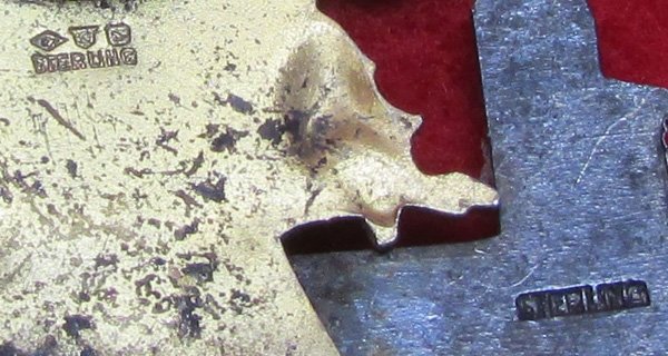  US WWII Era Coast Guard Officers Hat Insignia, Double Sterling Marked — image 4