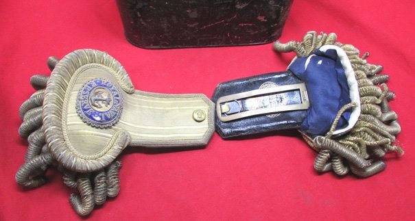  British Victorian Era, Royal Navy Reserves Officer Dress Epaulettes, Cased — image 9