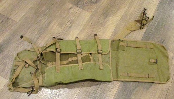  US WWII, M1928 Haversack, Meatcan Pouch & Pack Extender, British Mfg 1944 — image 2