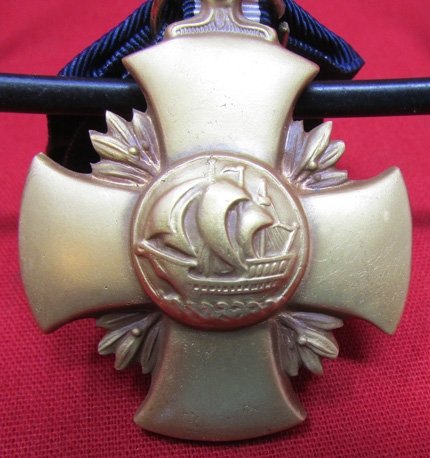  US Cold War Era Navy Cross — image 3