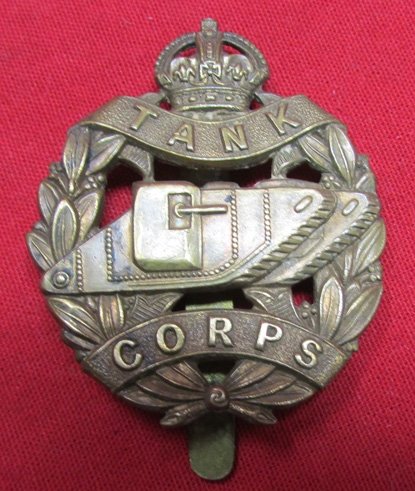  British WWII Tank Corps Cap Badge — image 4