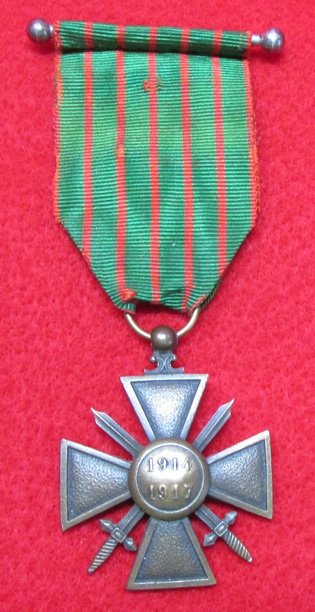  French WWI Croix de Guerre Bravery Medal, 1914/1917 — image 3