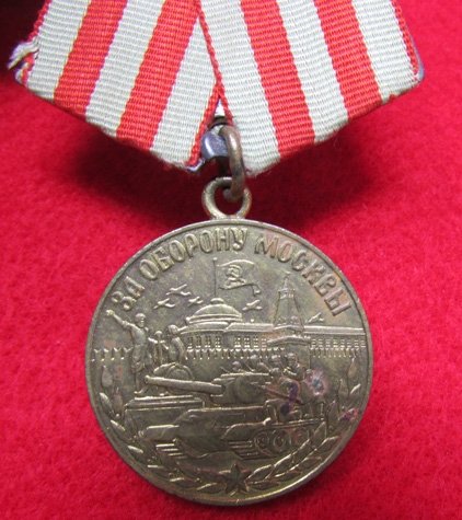  Soviet WWII 1941-42 Defense of Moscow Campaign Medal — image 3