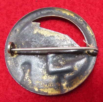  French Pre WWII, Maginot Line Badge, 'They Shall Not Pass' — image 4