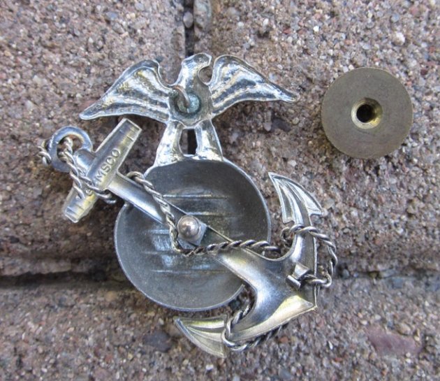  US Post WWII, USMC Officer Dress Hat Emblem, GEMSCO — image 4