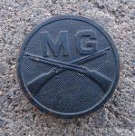 US WWI Enlisted Collar Disc, Infantry Machine Gun