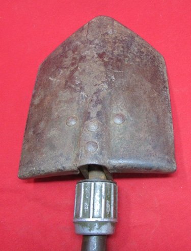  US WWII Folding Shovel, Ames 1945 — image 4