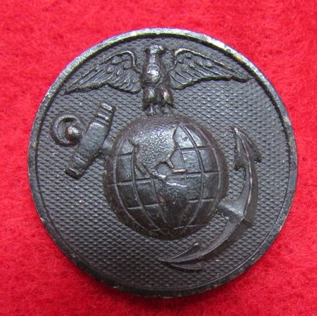  US WWI 1918-1920, USMC Type 1 Collar Disc, Single, Right Side — image 2