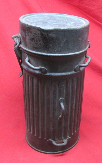  German WWII Luftschutz Gasmask Canister, Identified — image 2