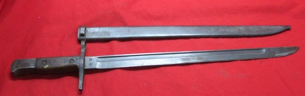  Japanese WWII Type 30 Bayonet and Scabbard, Tokyo Hourglass — image 4