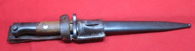  Yugoslavian M1924 Short Rifle Bayonet & Frog — image 3