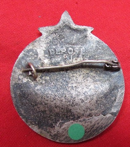  US WWII,  1943 Tunisa Victory Souvenir Pin, Theater Made — image 3