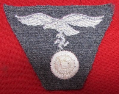  German WWII Luftwaffe M43 Hat Eagle — image 3