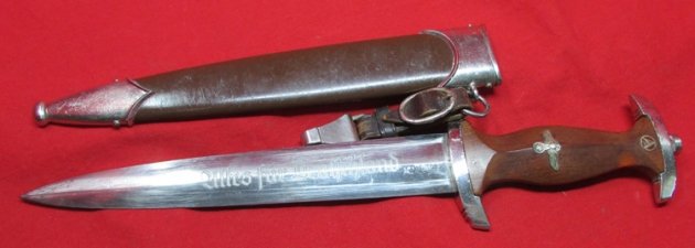  German WWII M1933 SA Enlisted Dagger, Transitional Model With Hanger, Anton Wingen Jr. — image 4