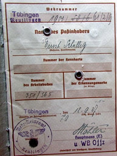  German WWII Army Wehrpass, Tubingen Resident 1937 — image 3