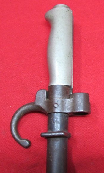  French WWI 1886 Lebel Rifle Bayonet Hooked Guard, Early Mfg — image 3