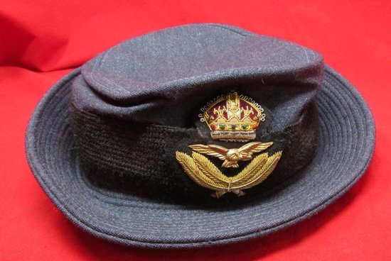 British WRAF Brimmed Service Hat with Kings Crown — image 4