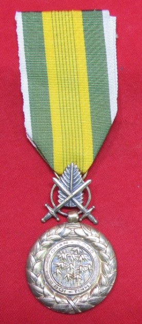  Republic of South Vietnam, Military Merit Medal & Ribbon — image 2