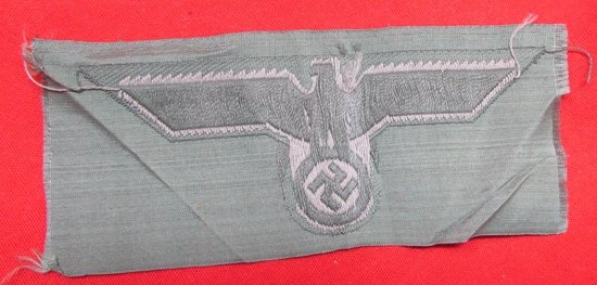  German WWII Army Enlisted M1943 Tunic Eagle — image 3