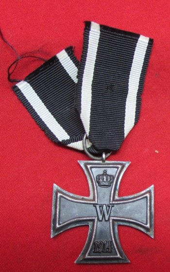  German WWI Iron Cross 2nd Class & Ribbon — image 2
