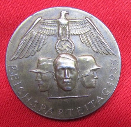  German WWII Reichsparteitag Tinnie 1935, Maker Marked — image 2
