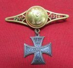 German WWI Patriotic Iron Cross Pin, French Button