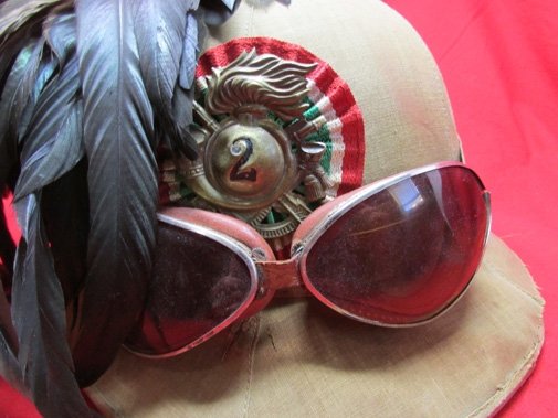  Italian WWII Tropical Bersaglieri Pith Helmet & Goggles — image 3