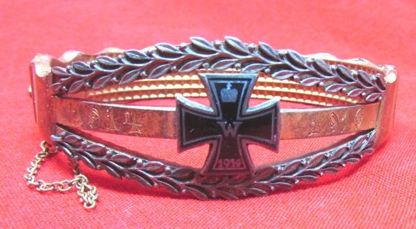  German WWI Ladies Patriotic Bracelet, Enameled Iron Cross, 1914-1916 — image 2