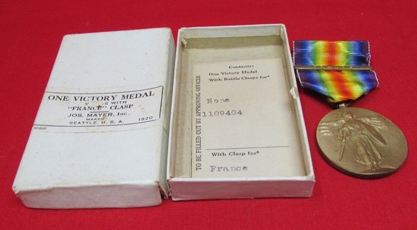  US WWI Victory Medal & France Bar In The Original Box — image 2