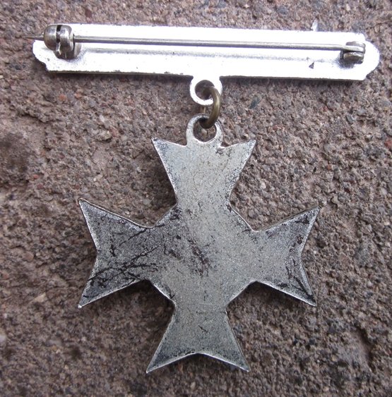  USMC WWII Era Rifle Sharpshooter Badge — image 3