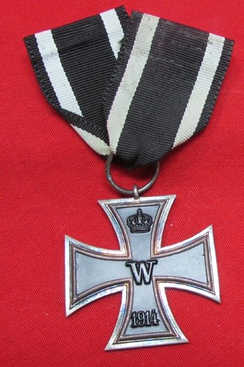  German WWI Iron Cross 2nd Class,  Maker Marked Ring — image 2