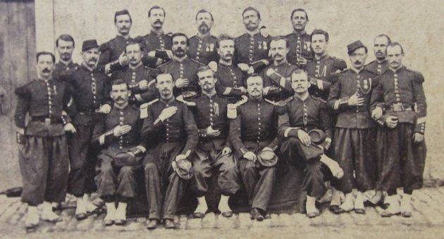  French 2nd Empire Soldier Group Photo, Excellent Detail — image 3