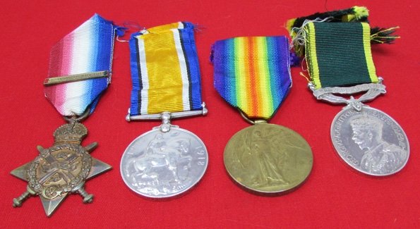  British WWI Medal Set of 4, Royal Highlanders (Black Watch) NCO, — image 2