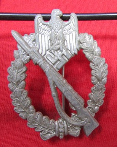  German WWII Infantry Assault Badge, Silver — image 2