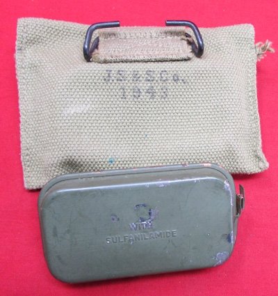  US WWII Canvas Bandage Pouch & Carlisle Bandage, J.S.&S.Co. 1943 — image 4
