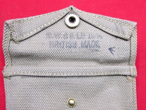 US WWII M1924 Carlisle Bandage Pouch, British Made — image 4