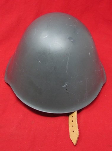  East German, Cold War Era Steel Helmet, Complete — image 2