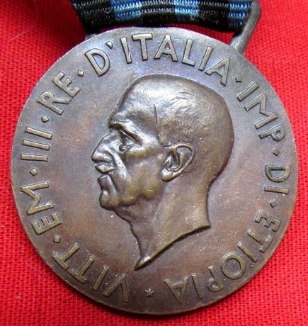  Italian WWII Africa, Ethiopia Campaign Medal, Orientale Medal — image 3