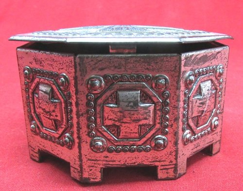  German WWI Iron Cross Octagon Patriotic Trinket Box — image 3