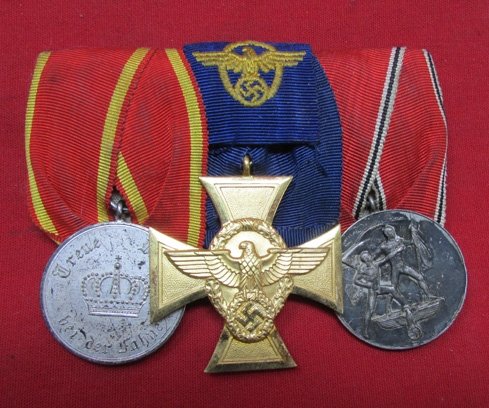  German WWII 3 Place Medal Bar, Parade Mount — image 2