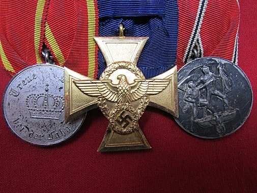  German WWII 3 Place Medal Bar, Parade Mount — image 3