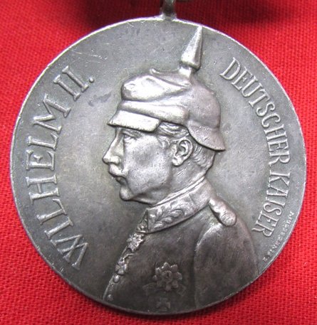  German WWI Patriotic Kaiser Wilhelm Medal & Ribbon — image 3