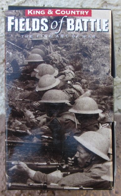  King & Country, FOB052, RAF Sergeant, Retired, Boxed — image 4