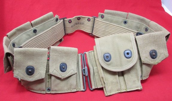  US WWI Mounted Rifle Cartridge Belt & .45 Magazine Pouch, L.C.C.& Co.1918 — image 2