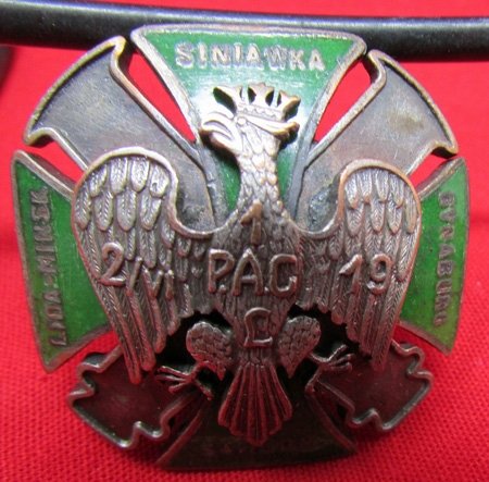  Polish Reproduction Enameled Regimental Badge, 19th Artillery — image 3