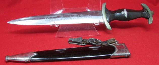  German WWII SS M1933 Enlisted Dagger & Hanger, RZM M7/83, Plumacher — image 4