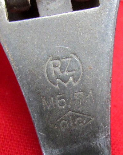 German WWII SS M1933 Enlisted Dagger & Hanger, RZM M7/83, Plumacher — image 8