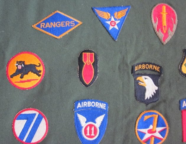  US WWII Souvenir Patch Blanket, White-Tongue 101st ABN SSI, 256  Pieces — image 7