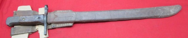  Japanese WWII Type 30 Bayonet, Arrow M, Rubberized Scabbard — image 2